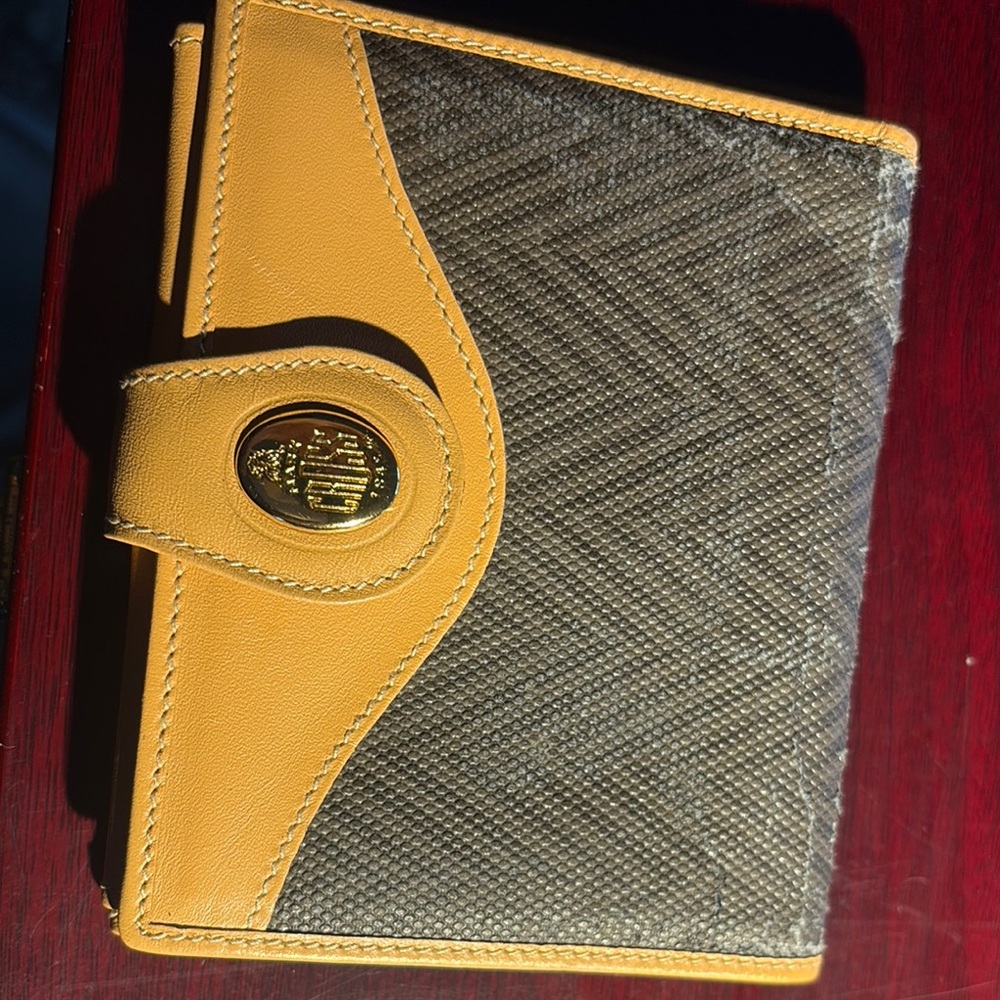 Mark Cross lux wallet italy leather x chevron pattern slight wear